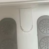 小米足浴盆：智能连接与杀菌功能