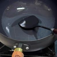 王源吉铁锅：越用越顺手的厨房搭档