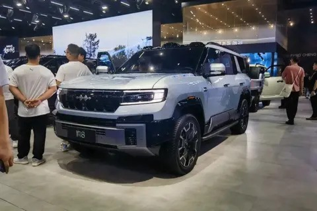 2025年10月中大型SUV销量榜:新能源强势领跑,问界M7、理想系列表现亮眼