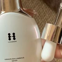 干皮救星：发光水让底妆更服帖