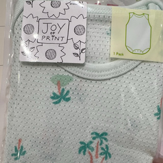 一件省爸妈心的宝宝衣，优衣库BABY网眼连体衣，把温柔裹进日常