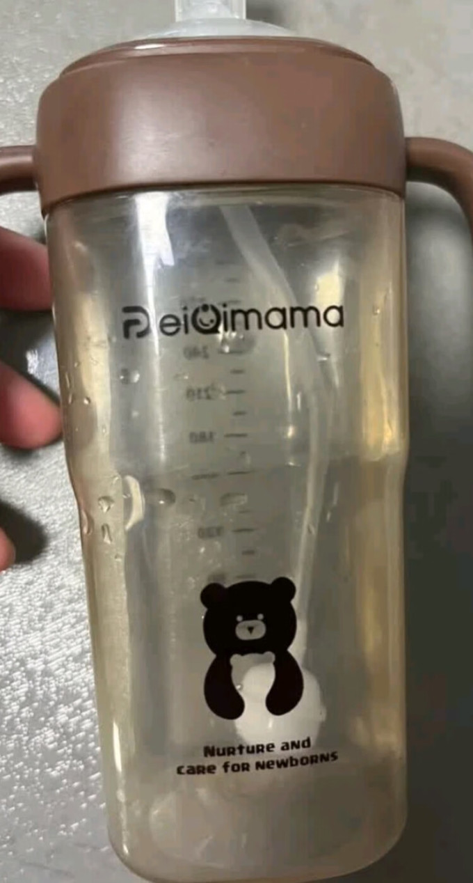 奶瓶