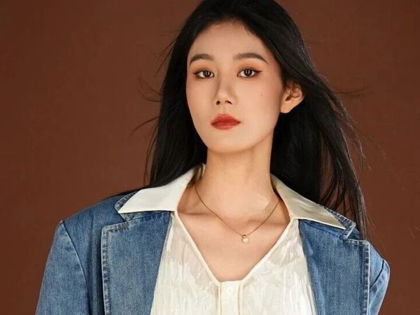 绒暖藏锋，牛仔风骨——哥弟牛仔植绒裤