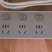 公牛GN-Z1063J：独立分控插座