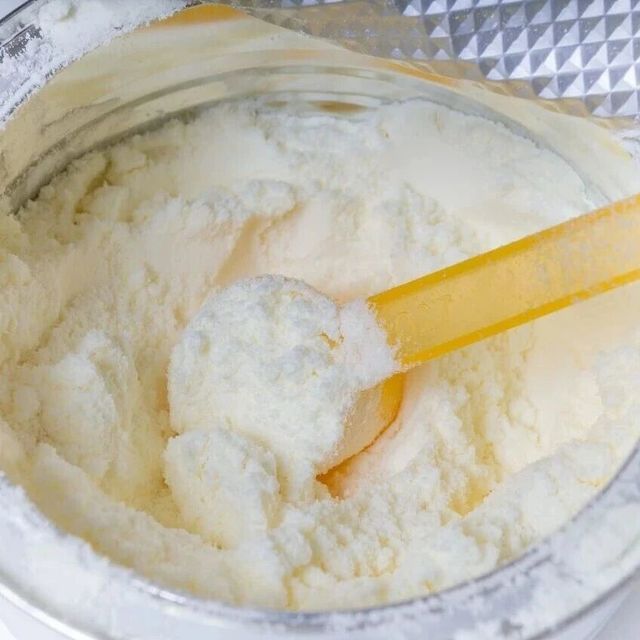 怎样选到真A2奶粉？这种原生A2蛋白奶，出厂即达标，不掺假！