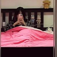 “镜子对床，求医日忙”，镜子为什么不能对床？床头朝哪里最好？