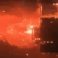 这次香港的大火警示：引发了上海房东对老旧塔楼的嫌弃…