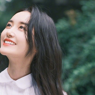 2025学生党油皮福音！平价控油保湿洁面乳，清洁力够还不刺激