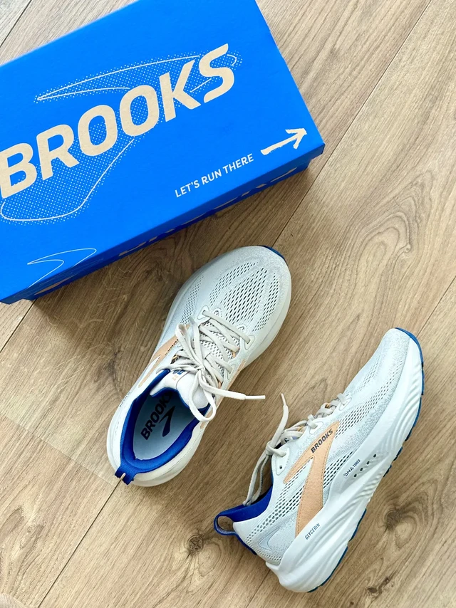 好穿的鞋子又➕1｜Brooks 油甘22