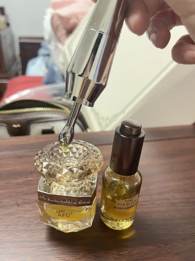 被问爆的眼油，阿芙和雏菊天空入哪款
