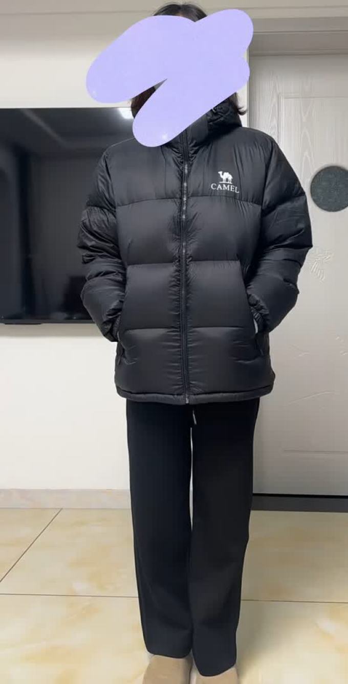 骆驼运动羽绒服