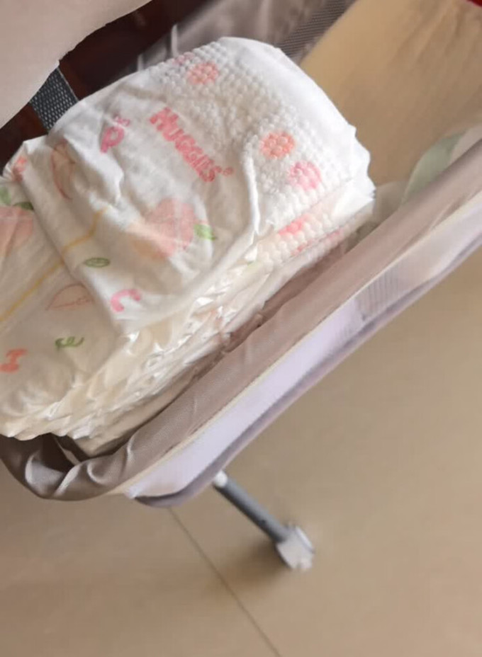 好奇婴儿尿裤