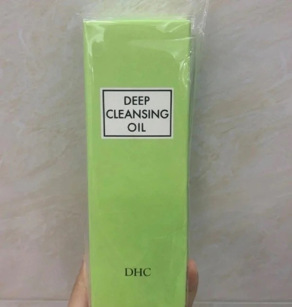 DHC卸妆油经典之选，乳化彻底不闷痘