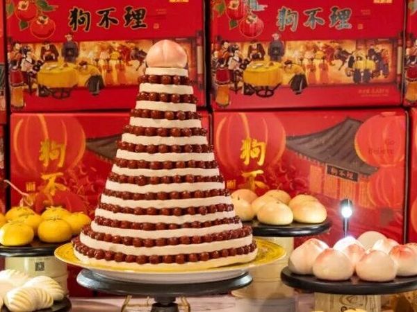 探访老字号，今年春节年货大礼包有啥新意？