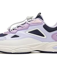 安德玛复古休闲鞋：轻盈舒适