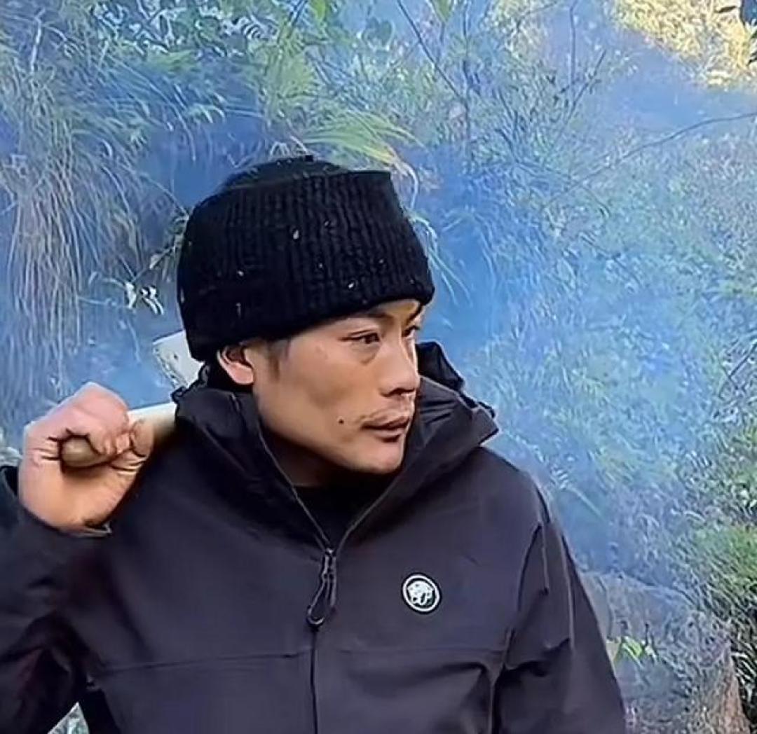 《荒野求生》刀疤哥距2000元奖金只差一天，遗憾退赛！