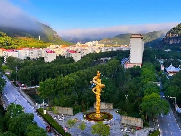 王红军：十年救助路  温暖“流浪”心