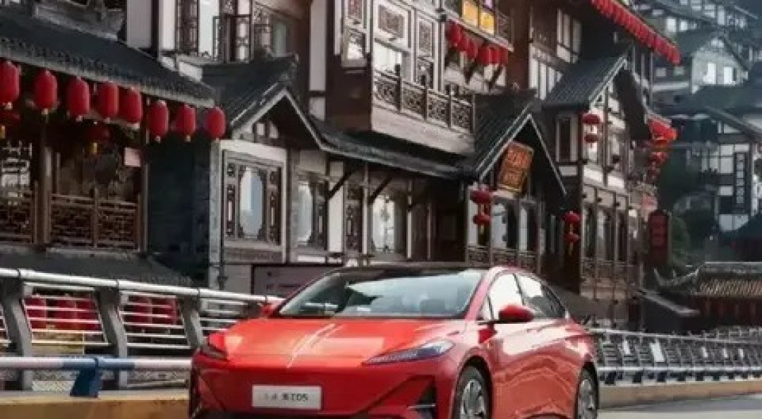 红旗天工05上市，起售价14.48万，标配高安全与智能科技