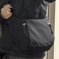 日常出行的“收纳救星”！Lululemon斜挎包真的太懂我了