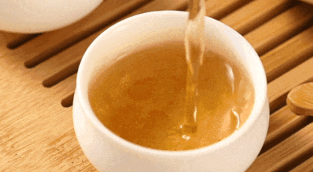 大红袍和肉桂哪个好喝一点  哪个茶味比较足