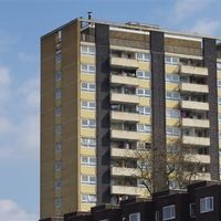 酒店提供隐形摄像头探测仪 亚朵：每家店配2份 使用后需归还