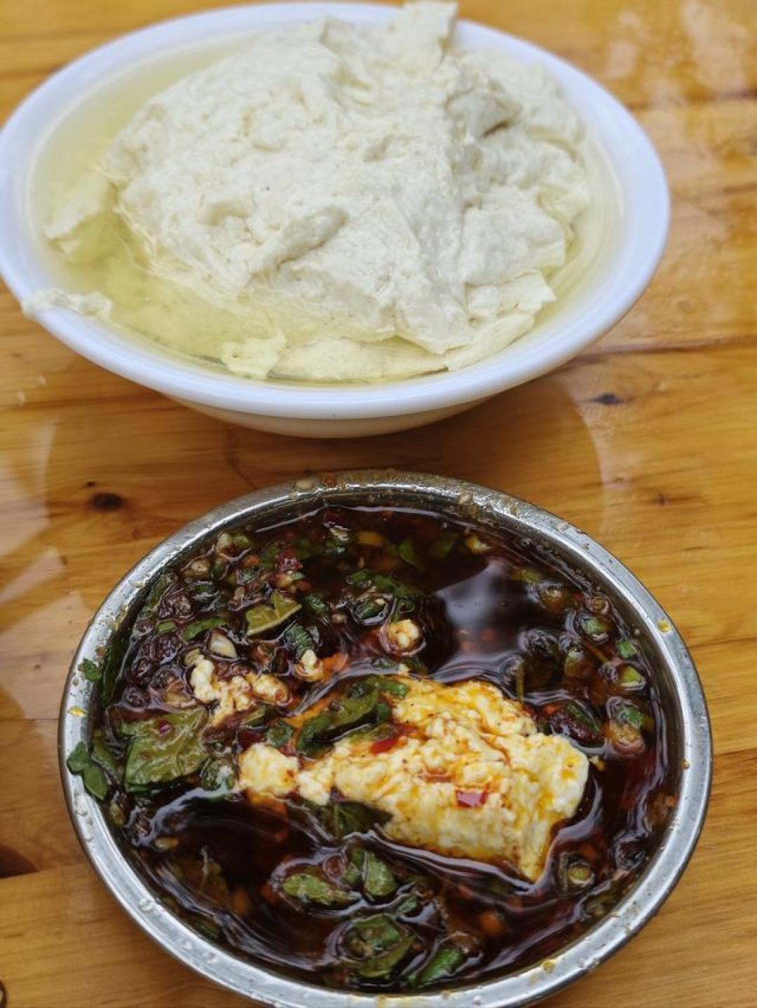 解密都江堰:一座被水利工程耽误的千年美食之都