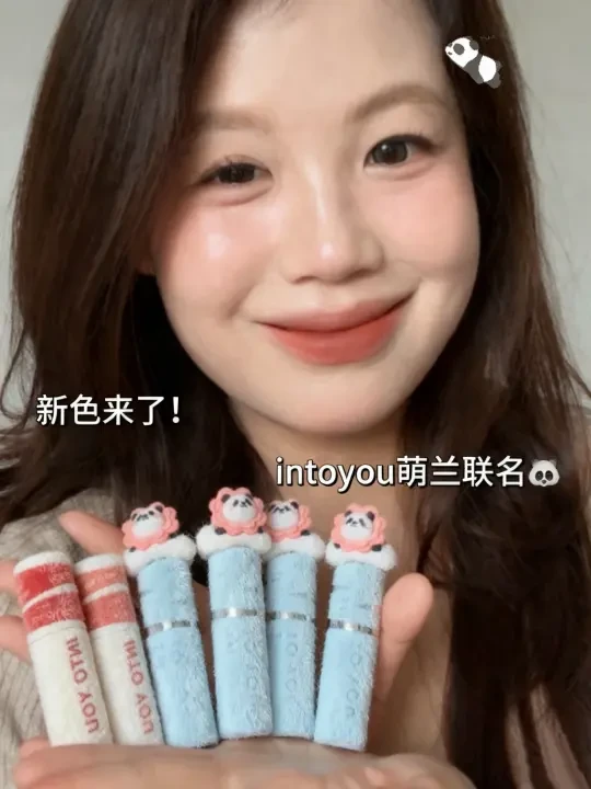 预定明年坠爱🐼🐾小in萌兰新色！真·秋冬顶配