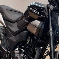 2025款新大洲本田CB190TR1.3万级复古街车