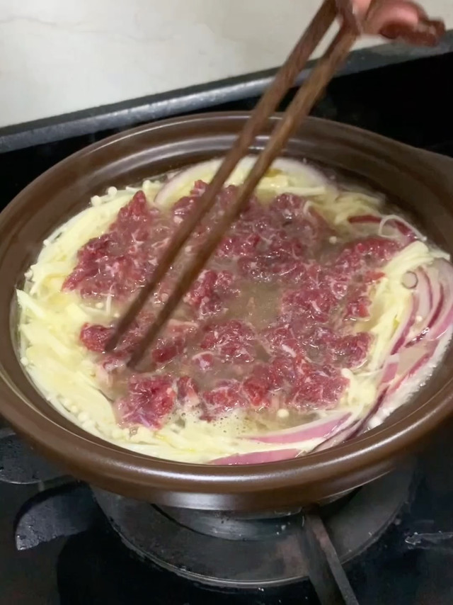 🍛酸汤肥牛晚餐——小白0失误的快手一人食get✅