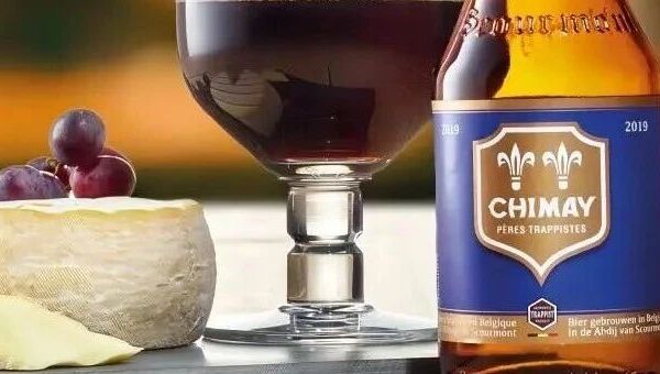 智美蓝帽：修道士的馈赠，一口喝尽百年匠心与慈悲