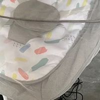 乐韵宝摇椅：科技守护宝宝睡眠