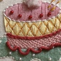 手作小蛋糕，绣出每日快乐