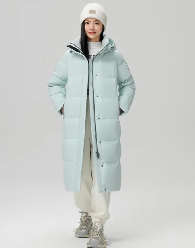 雪中飞女士羽绒服