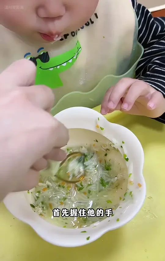 albo宝宝勺子学吃饭训练儿童自主进食婴儿硅胶PPSU不锈钢辅食勺叉#自主进食的宝宝