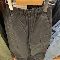 工装童趣,优衣库儿童高弹力束脚裤的实用美学