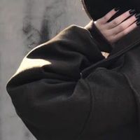 过冬外套羽绒服：温暖与时尚的完美融合