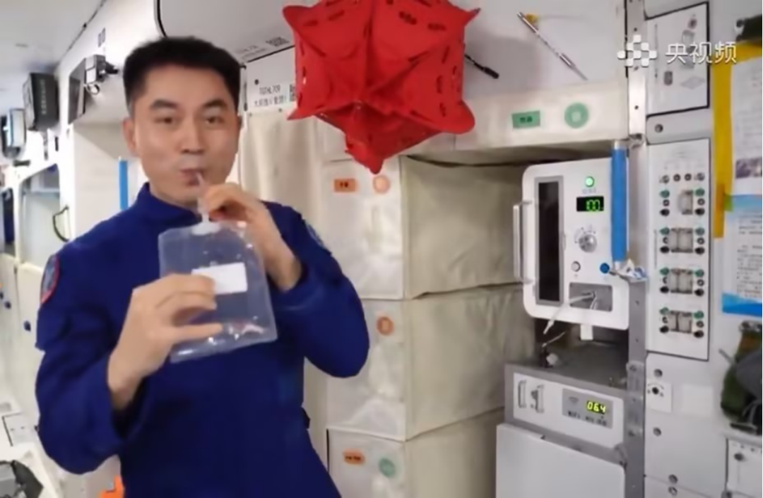 《经济日报》发布专题报道,点赞九阳研制热风烘烤机及太空科技民用化实践