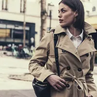 巴宝莉 vs Aquascutum战壕风衣？我们集合了87位穿搭达人的观点，结论在这