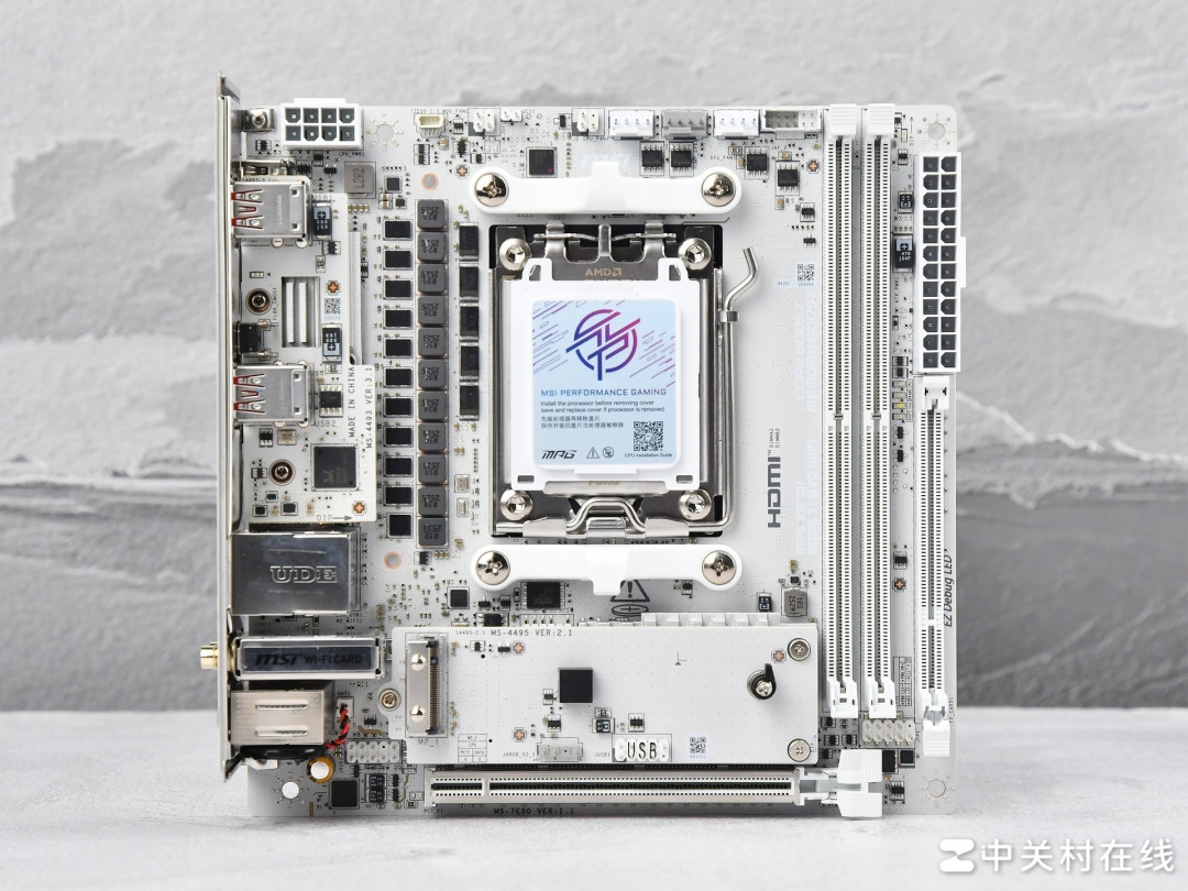 板型小 拓展性能夯 微星 MPG X870I EDGE TI EVO WIFI 刀锋 钛主板评测