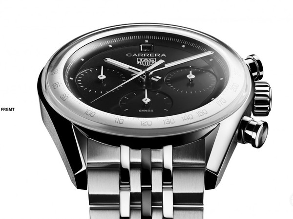 先锋合作 再启新章 TAG HEUER泰格豪雅与 FRAGMENT 瞩目发布卡莱拉系列 Fragment 限量版计时码表