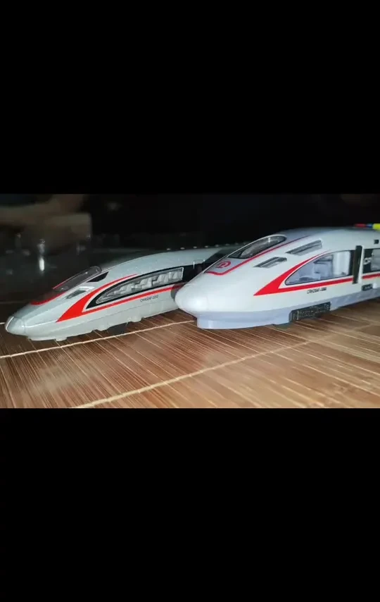 #火车模型 #高铁模型测评 #小比例车模 #两种高铁模型测评 #CR400af模型测评