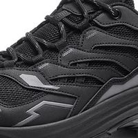 徒步鞋挑选：按地形选鞋，出行更稳妥