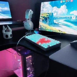 七彩虹笔记本打游戏体验极佳，是游戏玩家的理想之选。