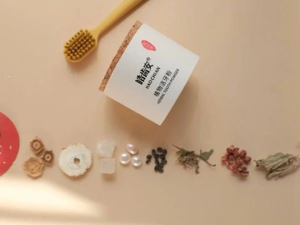 【客户反馈】这瓶植物洁牙粉，已帮我一家人省了好几万的看牙钱