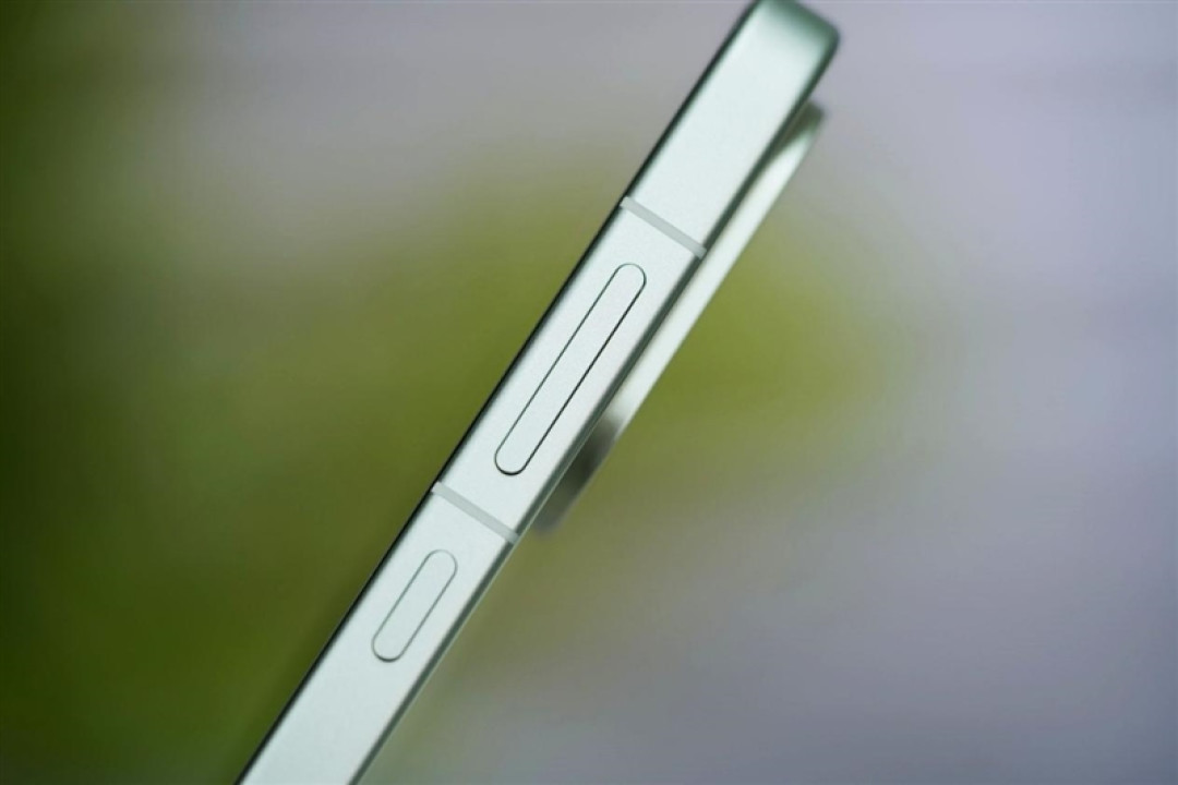 通宵五排都不带电量焦虑！一加ACE6T评测：让充电宝厂家流泪的超长续航