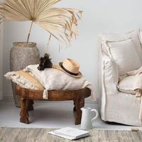 谁懂啊！民宿里最出片的角落，居然被这张茶几焊死了✨