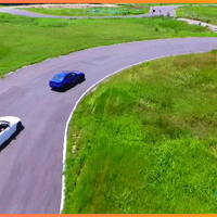 捷豹XEL vs 宝马3系：豪华后驱轿车谁更值得选？我们汇总了127位用户真实观点