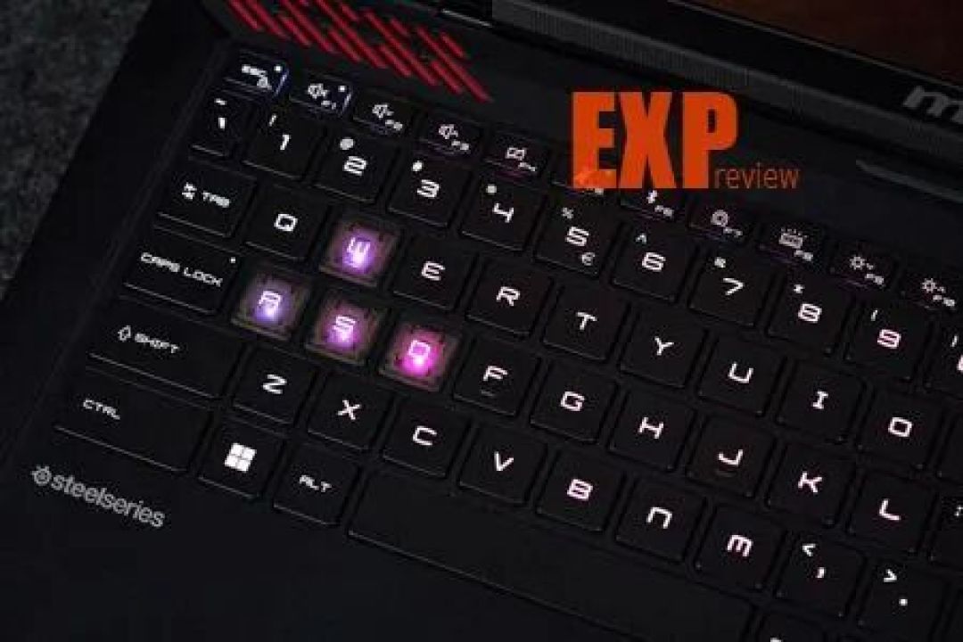 微星泰坦18 Pro 锐龙版2025评测:X3D处理器坐镇,打造高性能游戏本