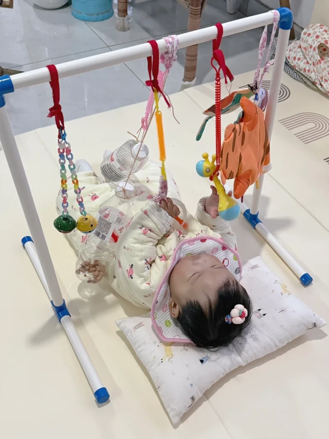 爬爬垫Diy好物分享~10元拿下健身架！