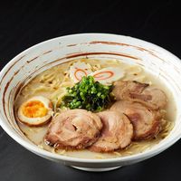 自助拉面便利店 vs 传统拉面店？68位食客真实体验告诉你答案